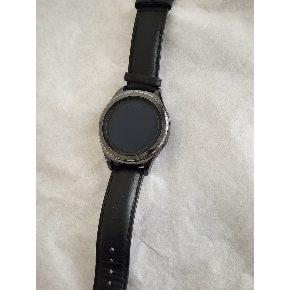 Samsung Gear S2 Classic SM-R735V Smartwatch leather band Charger not included